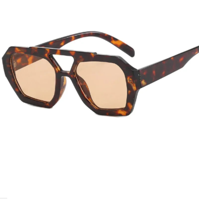 Trendsetting Double Beam Irregular Shades